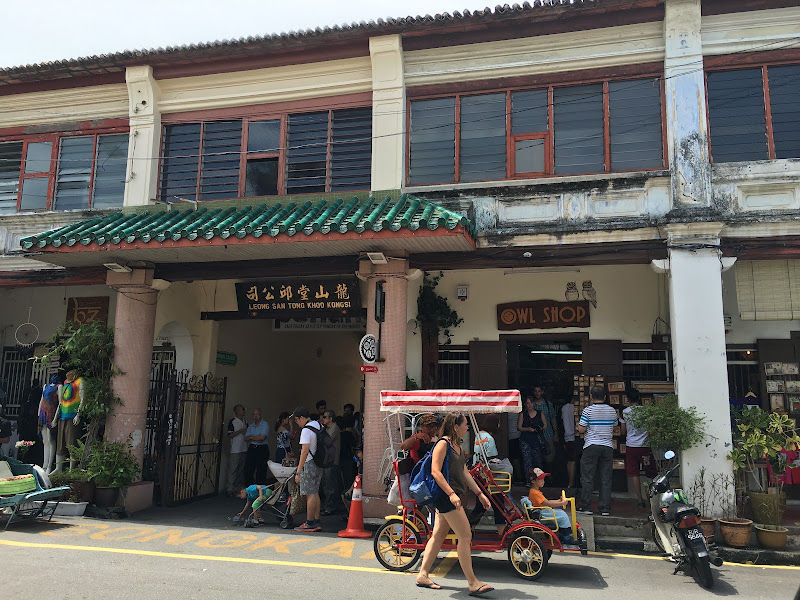 Inside at Ban Heang (Tambun Biscuits & Pastries)