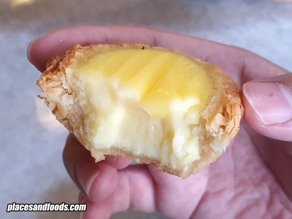 Interior at Bunn Choon Egg Tarts
