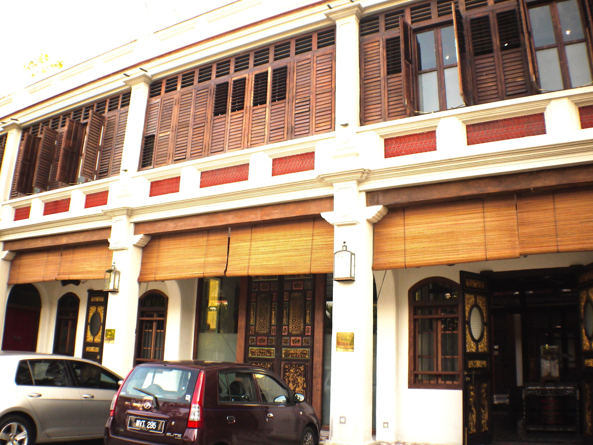 Kebaya Dining Room detail