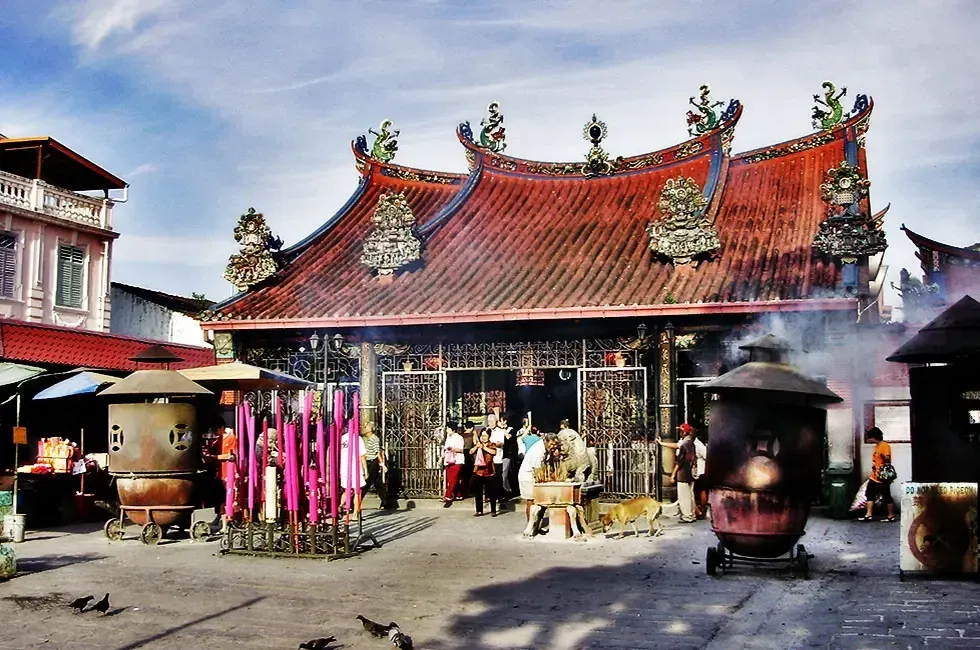 Kuan Yin Teng