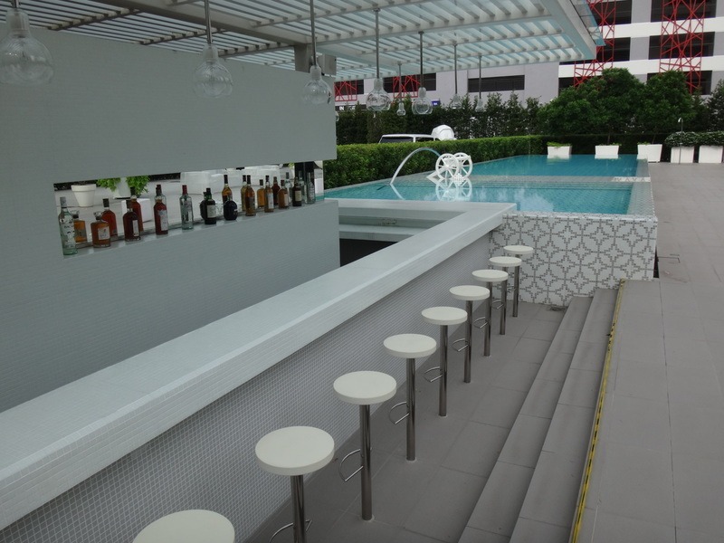 Drinks at Macalister Mansion Living Room